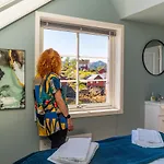 Hotel Brygga Restaurant And